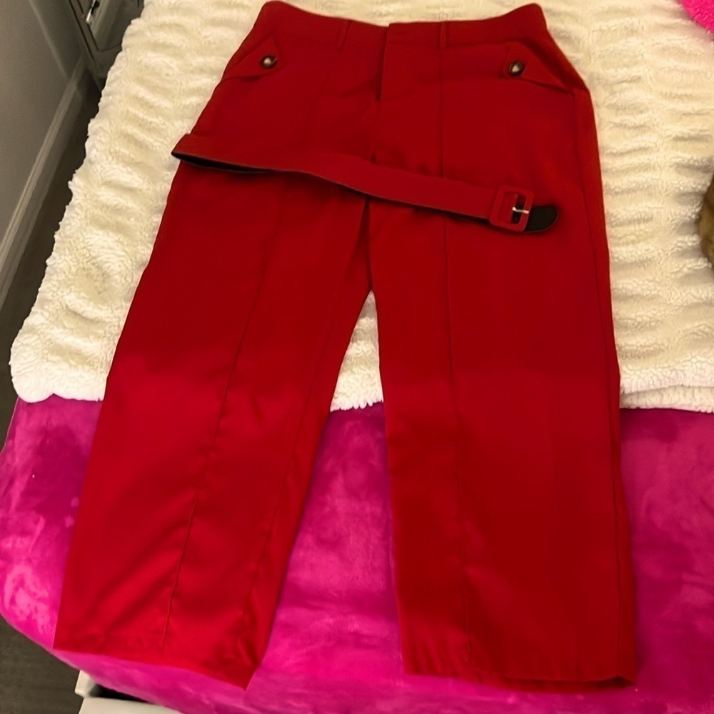 ❤️Bright Red Pants with Belt❤️